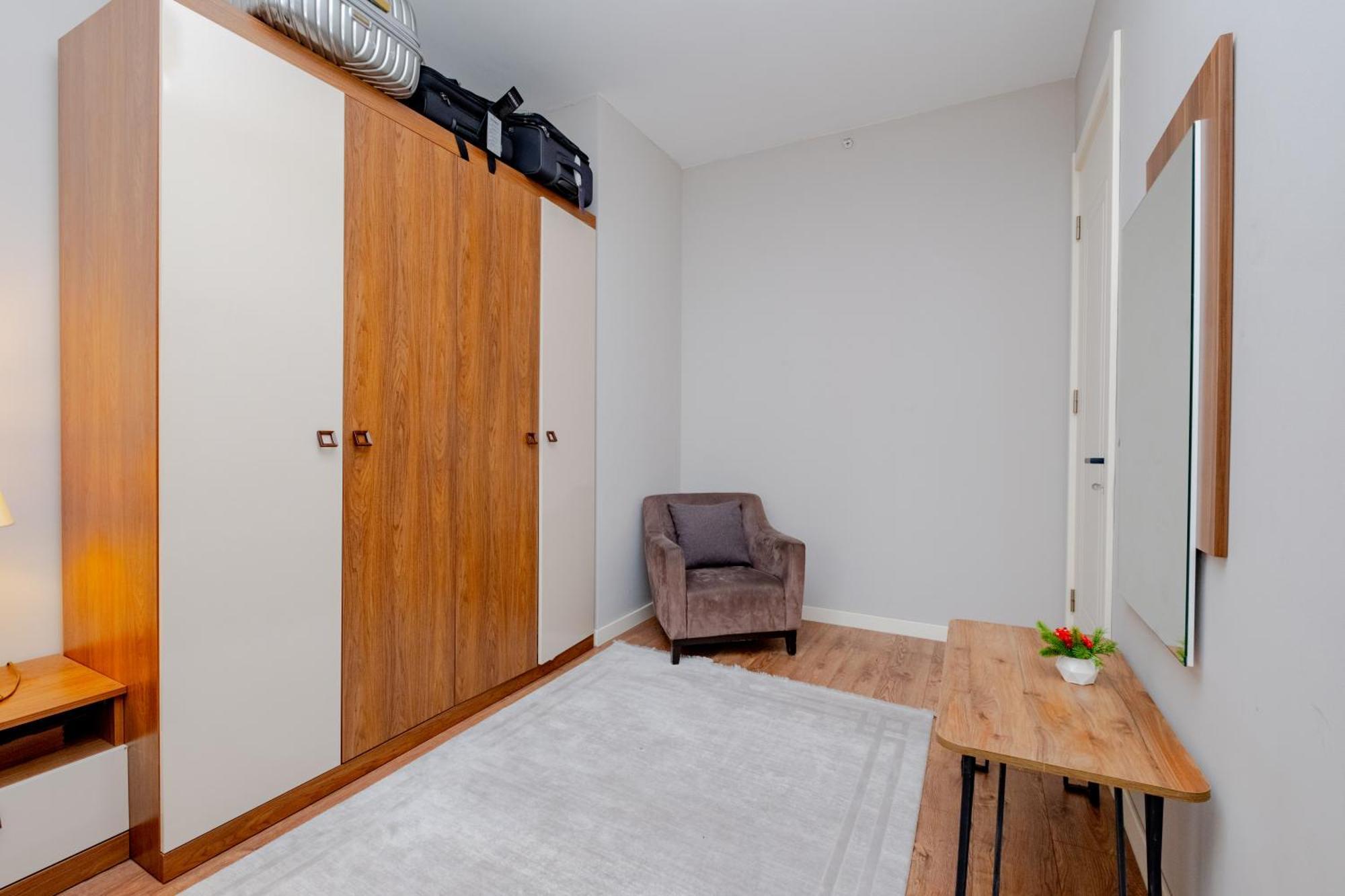 Lux 1 1 Saloon Daire İstanbul