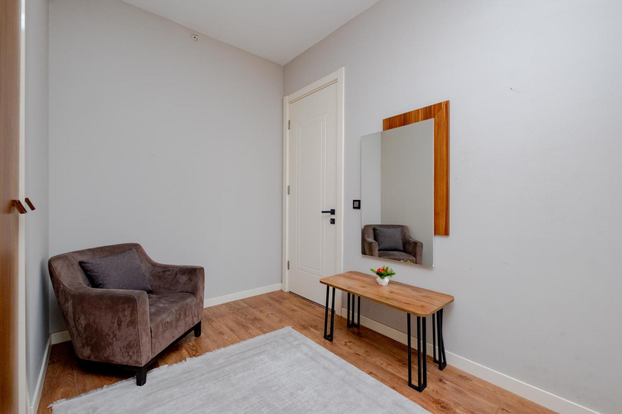 Lux 1 1 Saloon Daire